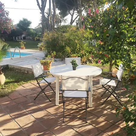 Los Arbolitos Apartamento
